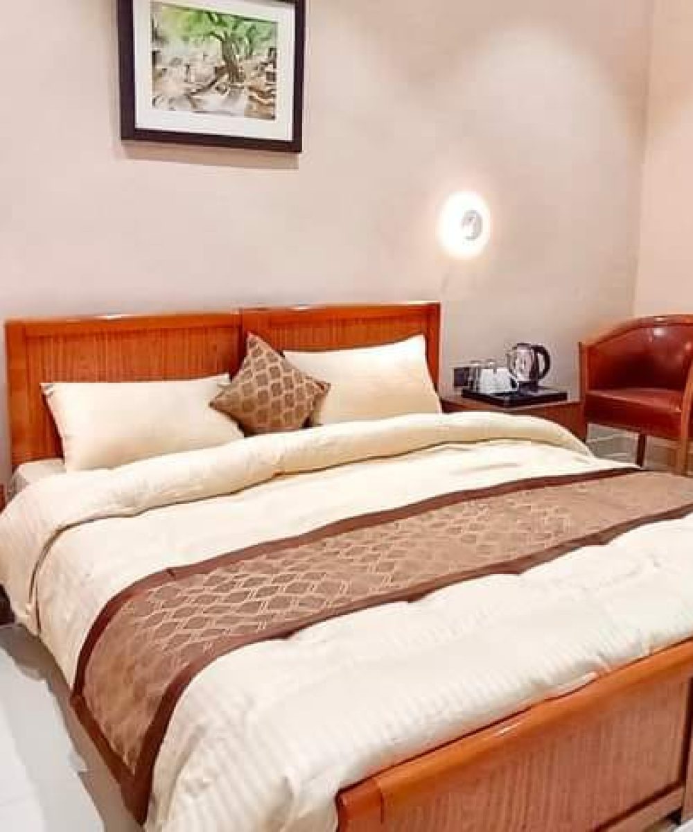 02b5fa0a-7dd8-4946-9312-7e6e0bd830d9